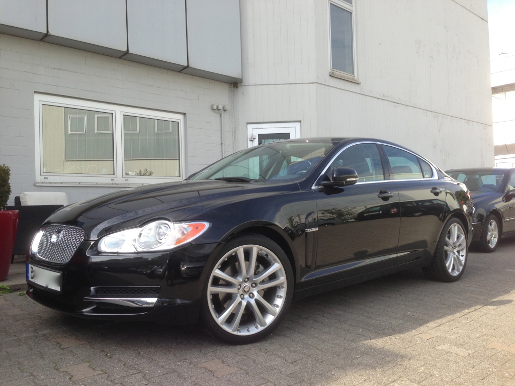 Jaguar XF